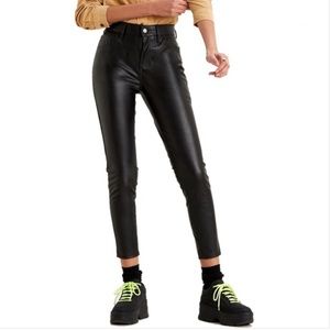SOLD | 🏷️ LEVIS 720 High Rise Super Skinny Vegan Leather Pants